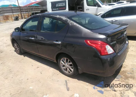2015 Nissan Versa 1.6 Sv z USA, uszkodzony, nr VIN 3N1CN7AP5FL876516